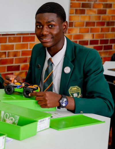 Sakhikamva Science, Technology, Robotics, Engineering, Aerospace and Mathematics (STREAM). The 4th industrial revolution (4iR) Classroom is a smaller version of the STREAM laboratory